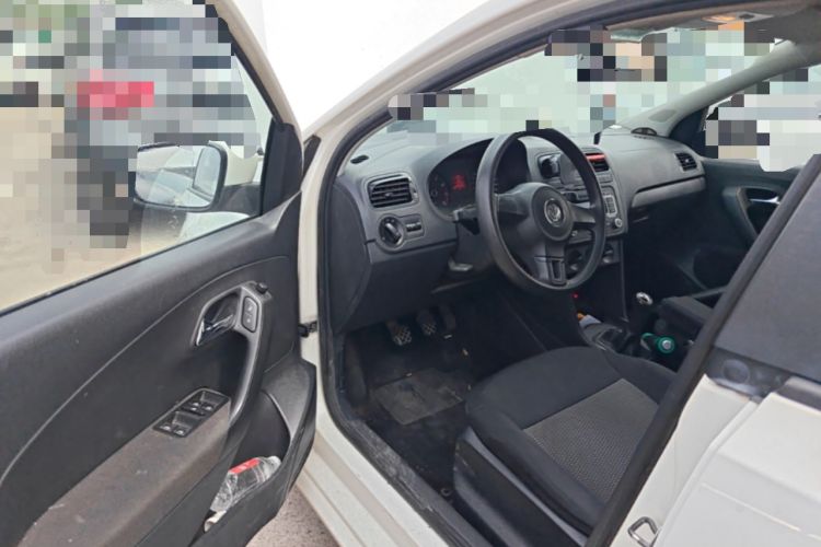 Used Volkswagen Polo 2011 1.4L Manual ZhiLe Edition Driver Seat