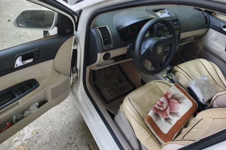 Used Volkswagen Polo 2011 Jingqu 1.4L Automatic Shishang Edition Driver Seat