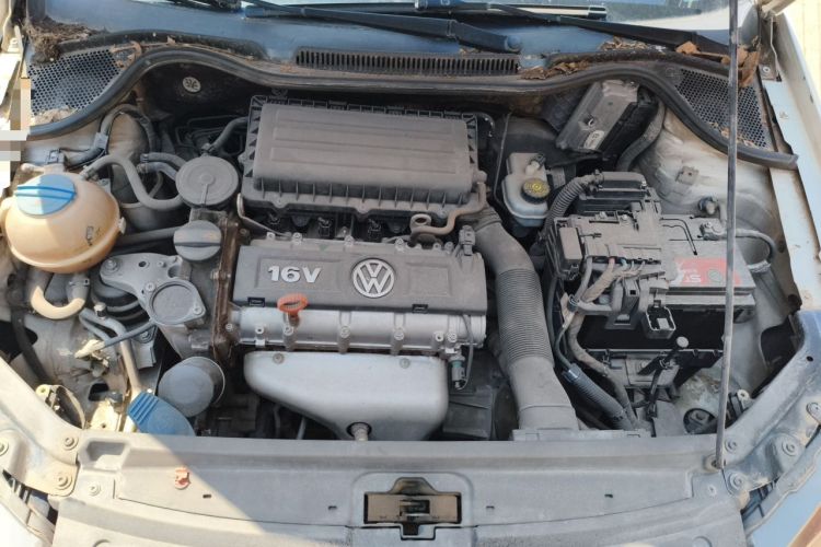 Used Volkswagen Polo 2011 1.6L Automatic ZhiShang Version Engine Bay