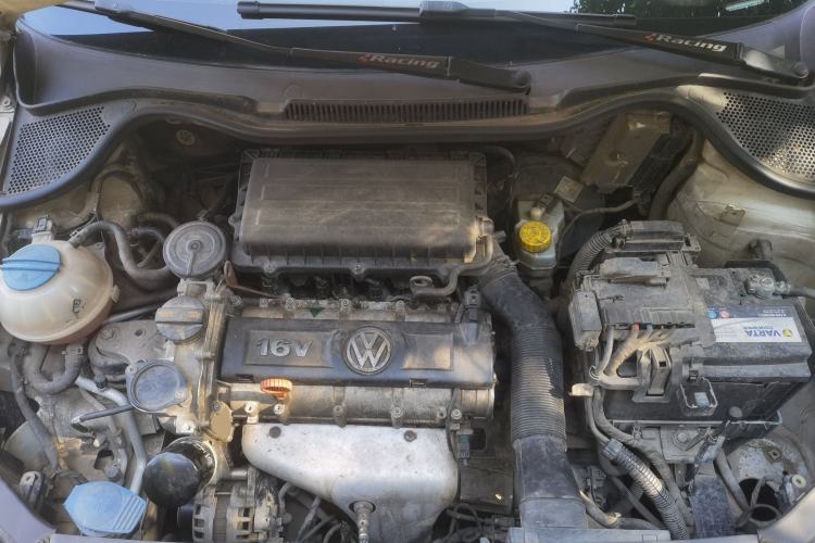 Used Volkswagen Polo 2011 1.6L Automatic ZhiKu Edition Engine Bay