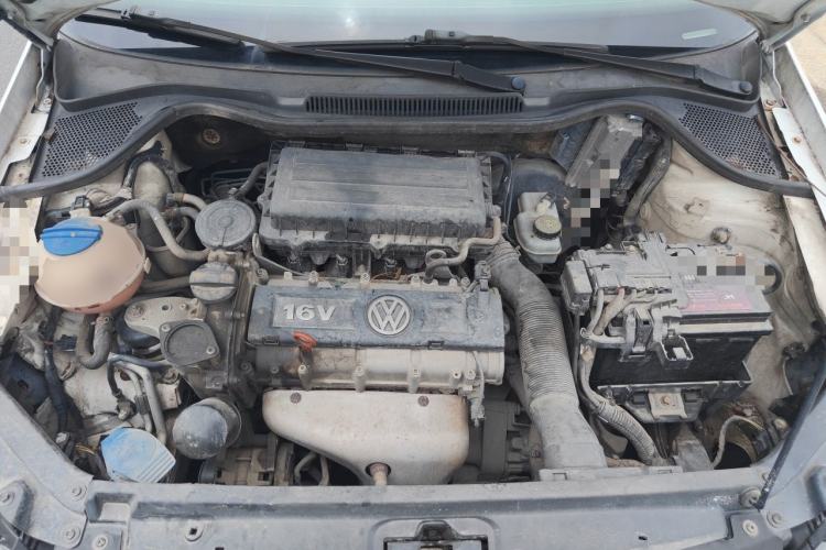 Used Volkswagen Polo 2011 1.4L Manual ZhiLe Edition Engine Bay