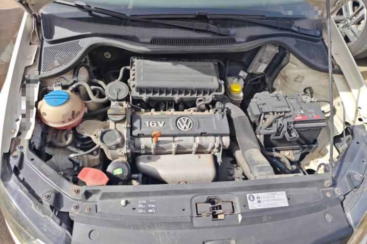 Used Volkswagen Polo 2011 1.4L Manual ZhiLe Edition Engine Bay