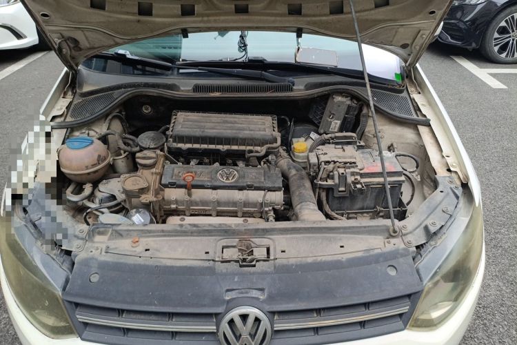 Used Volkswagen Polo 2011 1.4L Automatic ZhiShang Version Engine Bay