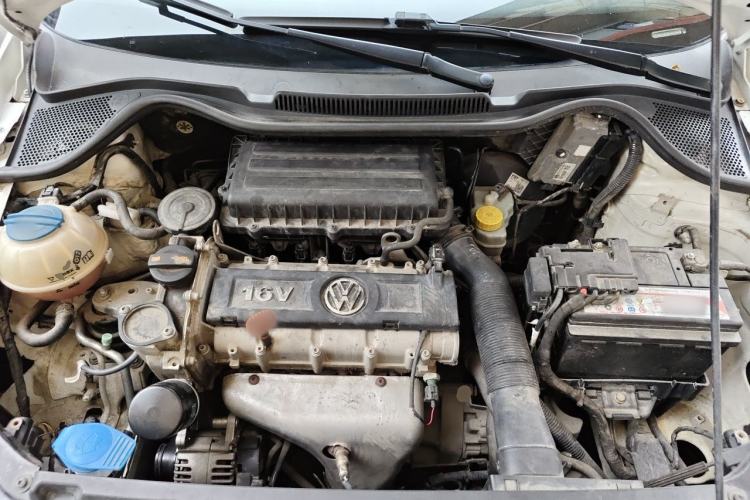 Used Volkswagen Polo 2011 1.6L Manual ZhiShang Edition Engine Bay