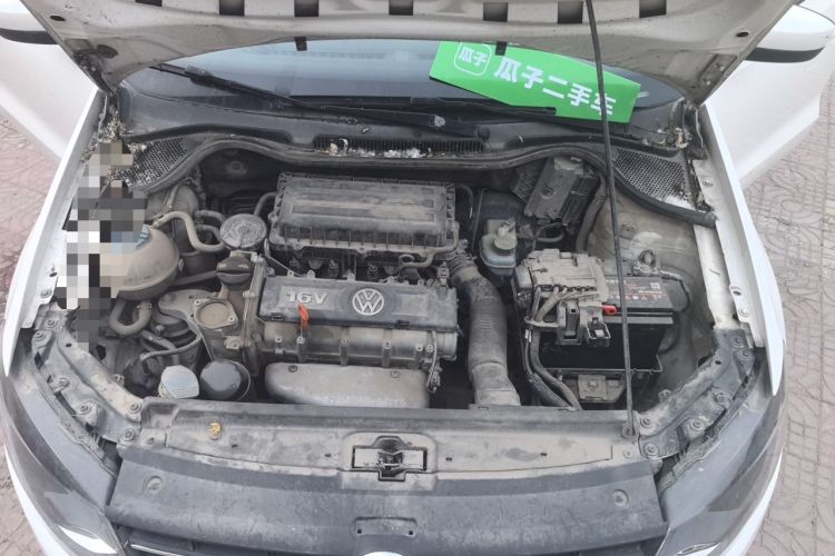 Used Volkswagen Polo 2011 1.4L Manual ZhiLe Edition Engine Bay
