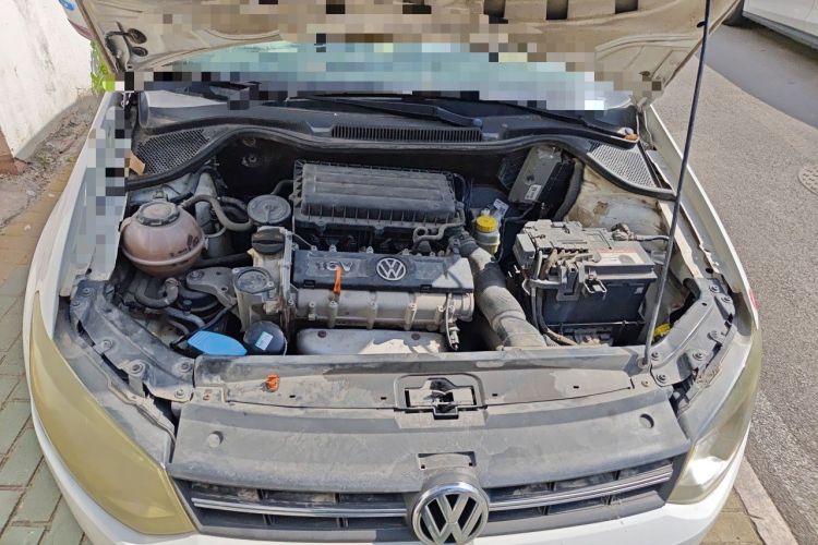 Used Volkswagen Polo 2011 1.4L Manual ZhiLe Edition Engine Bay