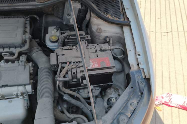 Used Volkswagen Polo 2011 1.6L Automatic ZhiShang Version Engine Bay Left