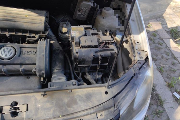 Used Volkswagen Polo 2011 Jingqu 1.6L Automatic Siku Edition Engine Bay Left