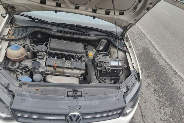 Used Volkswagen Polo 2011 1.4L Automatic ZhiCool Edition Engine Bay Left
