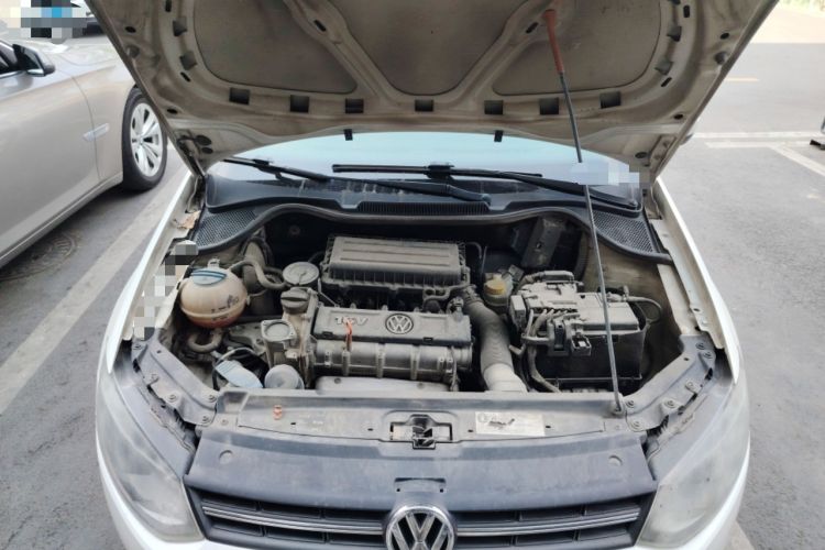 Used Volkswagen Polo 2011 1.4L Automatic ZhiShang Version Engine Bay