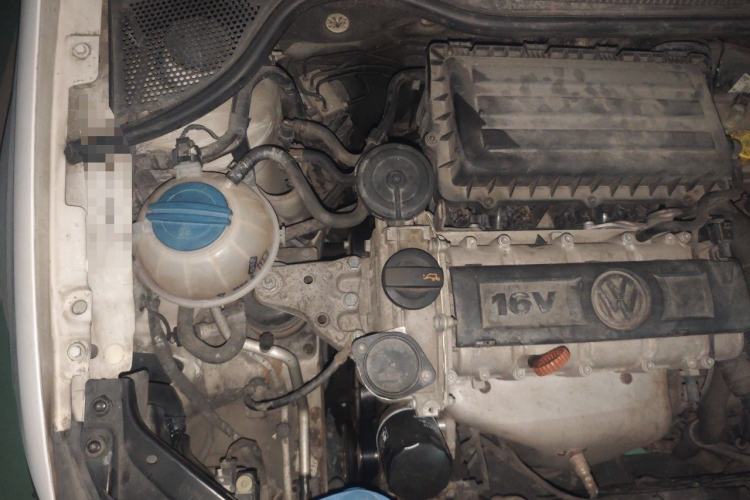 Used Volkswagen Polo 2011 1.6L Automatic ZhiShang Version Engine Bay Right