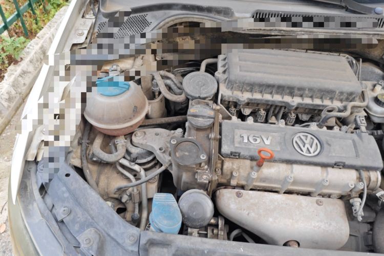 Used Volkswagen Polo 2011 1.4L Automatic ZhiShang Version Engine Bay Right