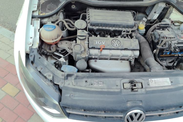 Used Volkswagen Polo 2011 1.4L Automatic ZhiShang Version Engine Bay Right