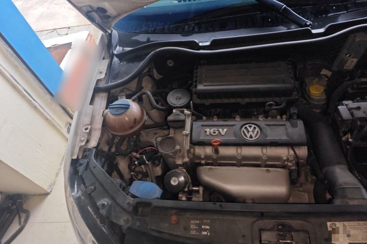 Used Volkswagen Polo 2011 1.4L Automatic ZhiCool Edition Engine Bay Right