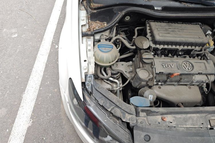 Used Volkswagen Polo 2011 1.6L Automatic ZhiShang Version Engine Bay Right
