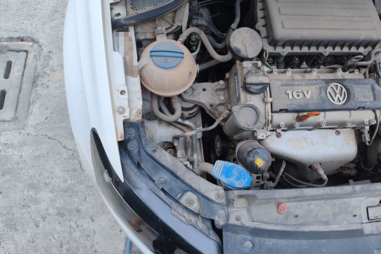 Used Volkswagen Polo 2011 1.4L Automatic ZhiShang Version Engine Bay Right