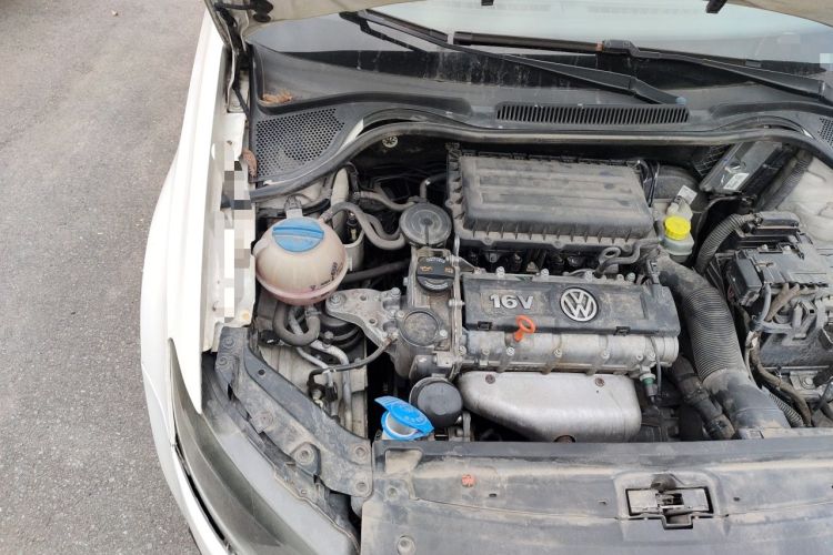 Used Volkswagen Polo 2011 1.6L Automatic ZhiShang Version Engine Bay Right