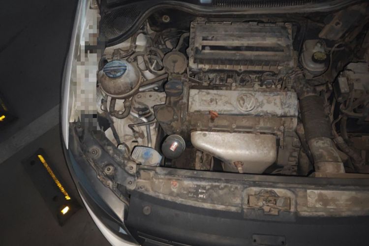 Used Volkswagen Polo 2011 1.4L Manual ZhiLe Edition Engine Bay Right