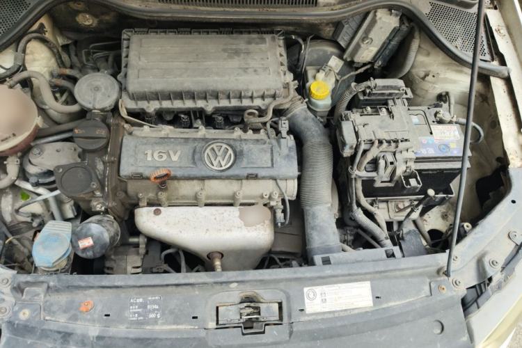 Used Volkswagen Polo 2011 1.6L Automatic ZhiShang Version Engine Bay