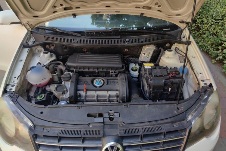 Used Volkswagen Polo 2011 Jingqu 1.6L Automatic Siku Edition Engine Bay