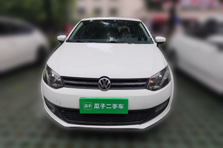 Used Volkswagen Polo 2011 1.6L Manual ZhiShang Edition Front