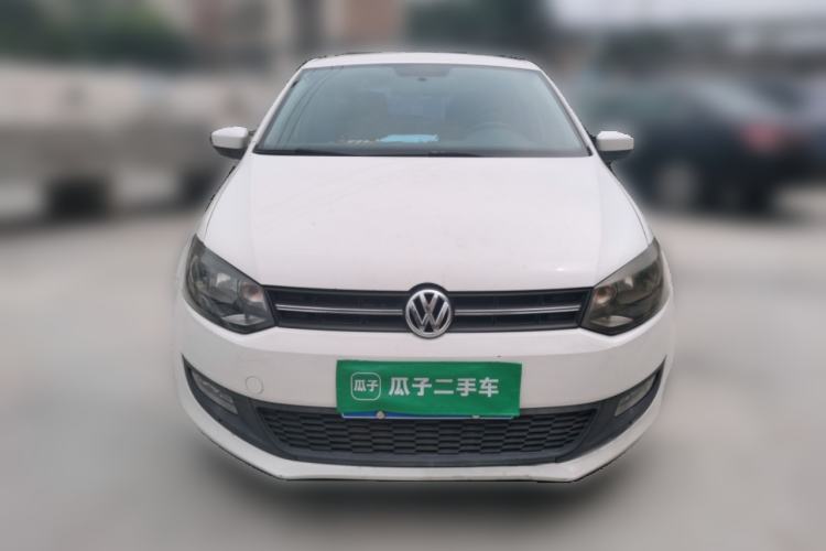 Used Volkswagen Polo 2011 1.6L Manual ZhiShang Edition Front