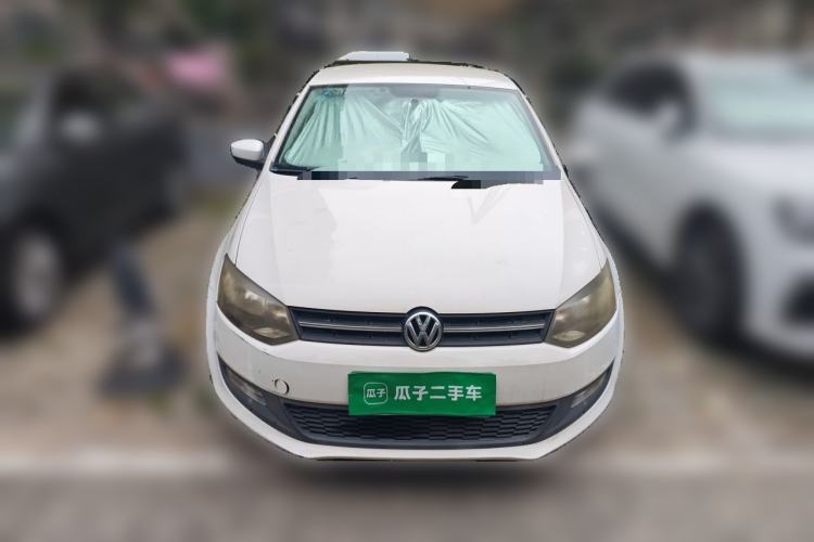 Used Volkswagen Polo 2011 1.6L Manual ZhiShang Edition Front