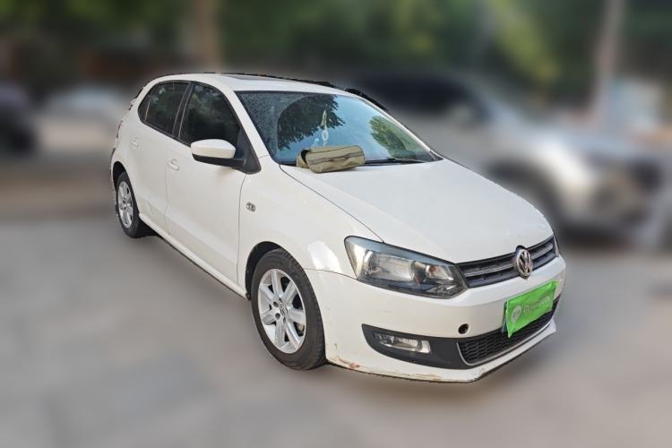 Used Volkswagen Polo 2011 1.4L Automatic ZhiCool Edition Front Right 45 Deg