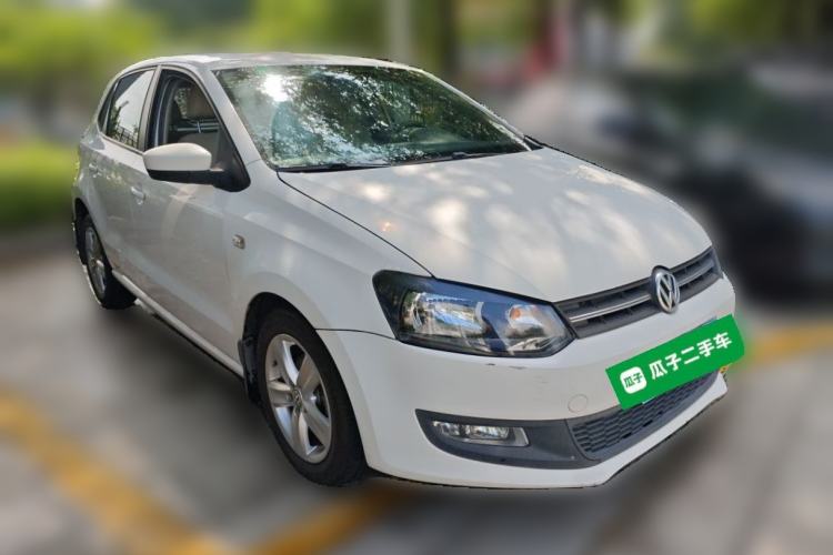 Used Volkswagen Polo 2011 1.4L Automatic ZhiShang Version Front Right 45 Deg