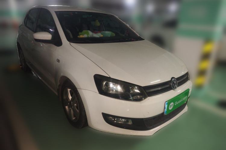 Used Volkswagen Polo 2011 1.6L Automatic ZhiShang Version Front Right 45 Deg