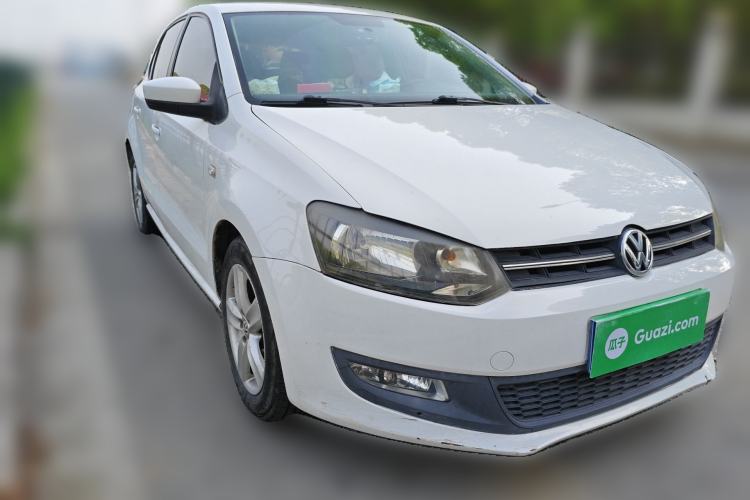 Used Volkswagen Polo 2011 1.4L Automatic ZhiShang Version Front Right 45 Deg