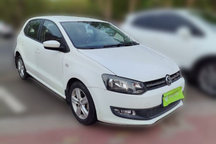 Used Volkswagen Polo 2011 1.4L Automatic ZhiShang Version Front Right 45 Deg