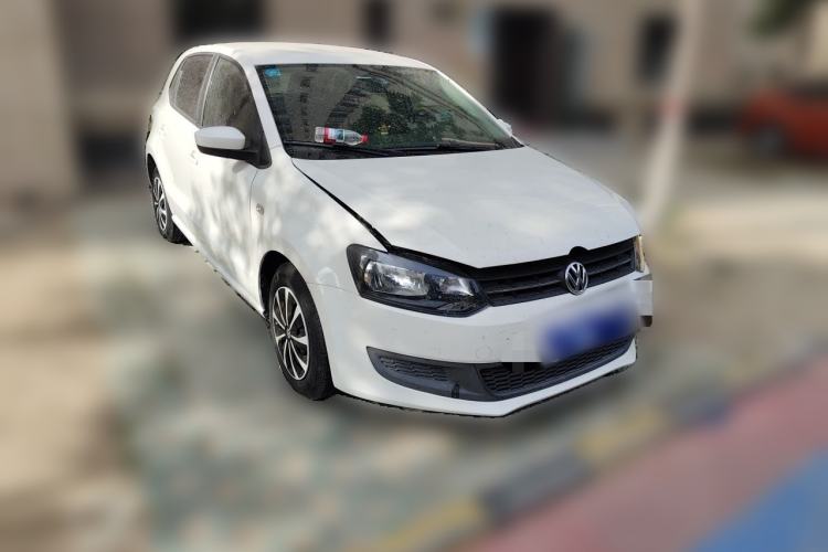 Used Volkswagen Polo 2011 1.4L Manual ZhiLe Edition Front Right 45 Deg