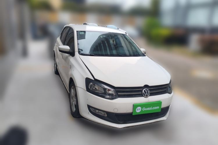 Used Volkswagen Polo 2011 1.6L Automatic ZhiShang Version Front Right 45 Deg