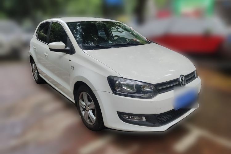 Used Volkswagen Polo 2011 1.6L Automatic ZhiShang Version Front Right 45 Deg