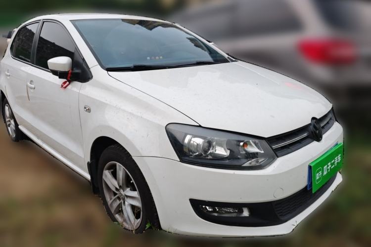 Used Volkswagen Polo 2011 1.4L Automatic ZhiShang Version Front Right 45 Deg