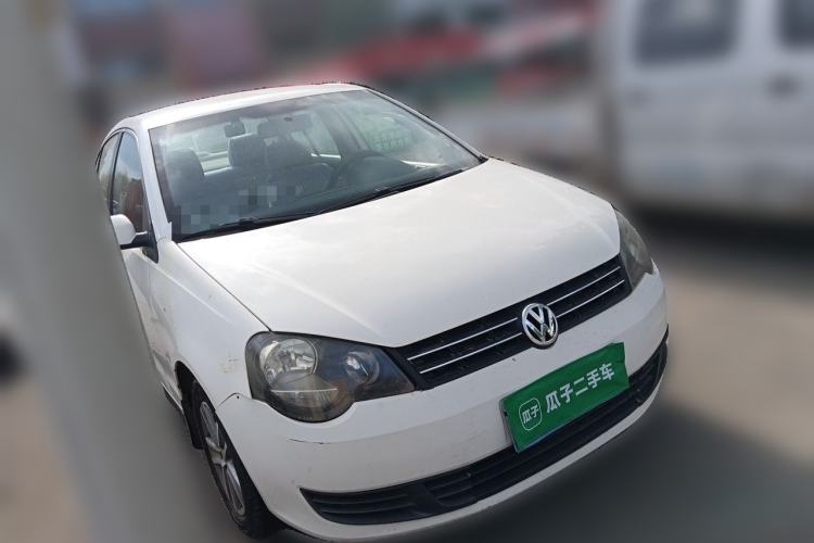 Used Volkswagen Polo 2011 Jingqu 1.4L Manual Sile Edition Front Right 45 Deg