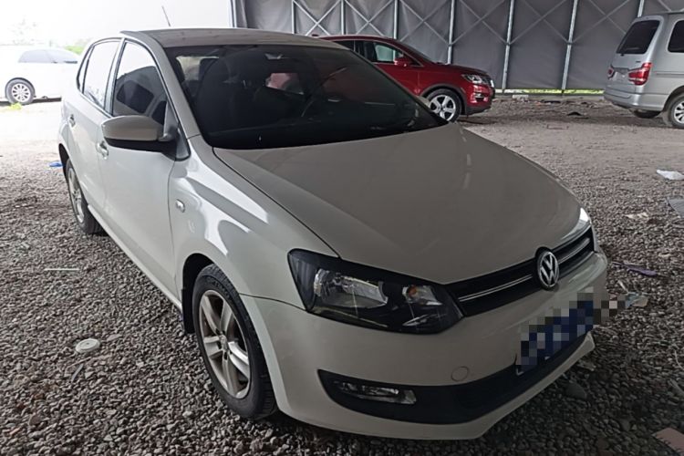 Used Volkswagen Polo 2011 1.6L Automatic ZhiShang Version Front Right 45 Deg