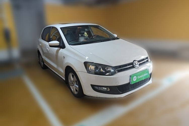 Used Volkswagen Polo 2011 1.4L Automatic ZhiCool Edition Front Right 45 Deg