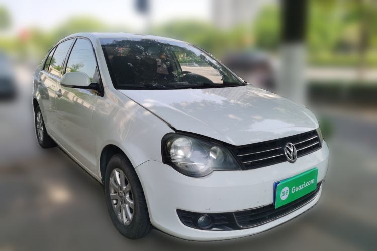 Used Volkswagen Polo 2011 Jingqu 1.4L Manual Shishang Edition Front Right 45 Deg