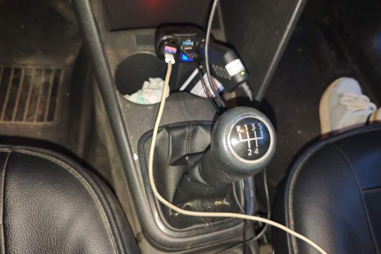 Used Volkswagen Polo 2011 1.4L Manual ZhiLe Edition Gear Lever