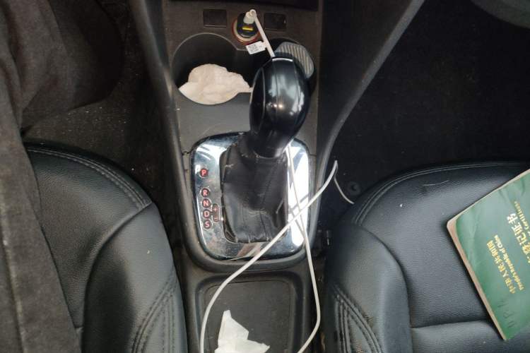 Used Volkswagen Polo 2011 1.6L Automatic ZhiShang Version Gear Lever