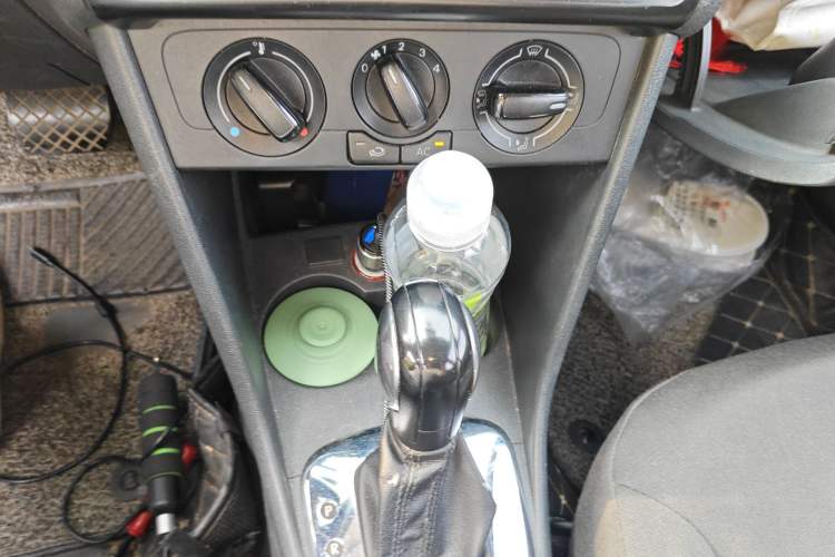 Used Volkswagen Polo 2011 1.4L Automatic ZhiShang Version Gear Lever