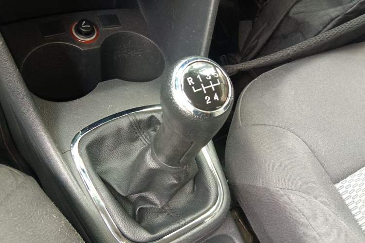 Used Volkswagen Polo 2011 1.4L Manual ZhiLe Edition Gear Lever