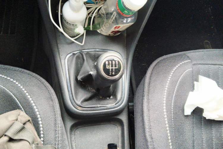Used Volkswagen Polo 2011 1.6L Manual ZhiShang Edition Gear Lever