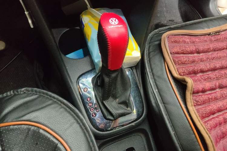 Used Volkswagen Polo 2011 1.6L Automatic ZhiShang Version Gear Lever