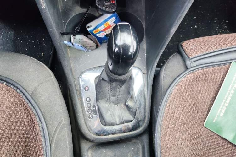 Used Volkswagen Polo 2011 1.6L Automatic ZhiShang Version Gear Lever