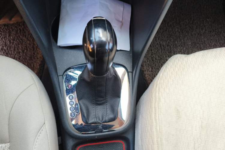 Used Volkswagen Polo 2011 1.4L Automatic ZhiShang Version Gear Lever