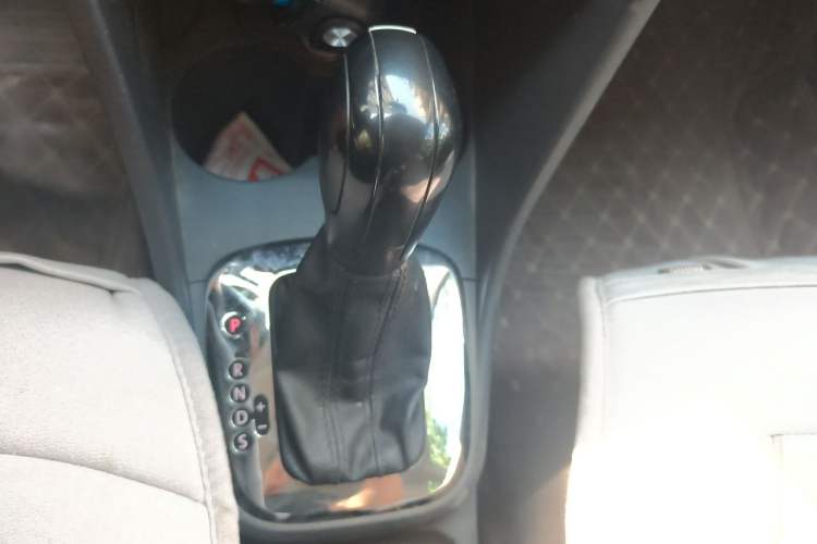 Used Volkswagen Polo 2011 1.4L Automatic ZhiShang Version Gear Lever