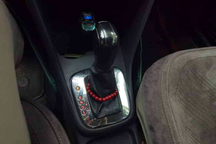 Used Volkswagen Polo 2011 1.4L Automatic ZhiShang Version Gear Lever